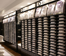 ONLY日比谷店　シャツコーナー