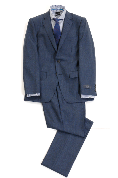 コーデ①スーツ+タイ