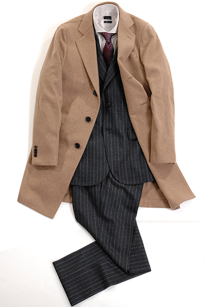 コーデ④スーツ+ベスト+コート