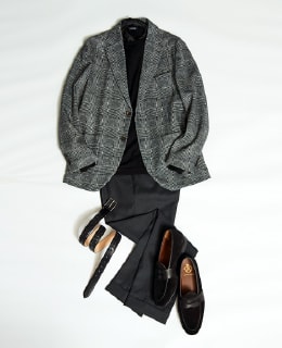 【NEW】使い勝手の良いクルーネックニット