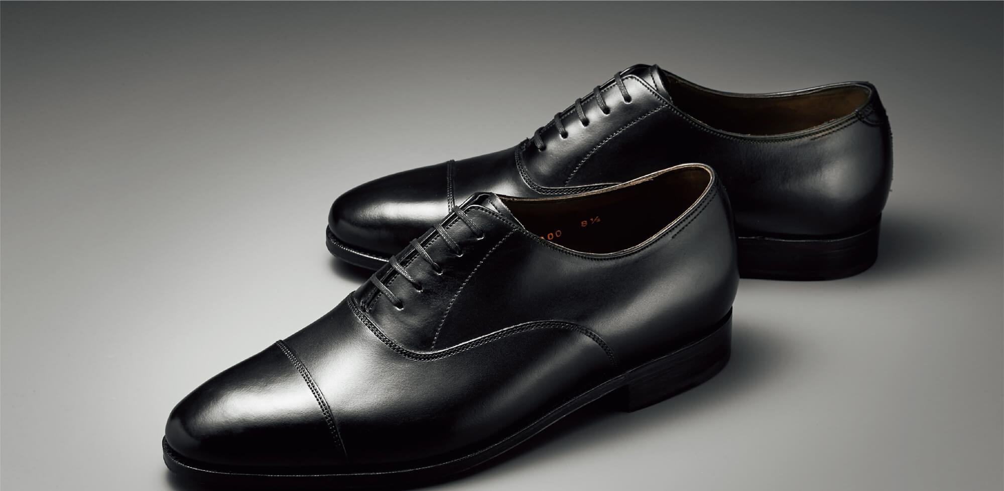 価格の限界を超えるクオリティ、ONLYだけの本格靴靴