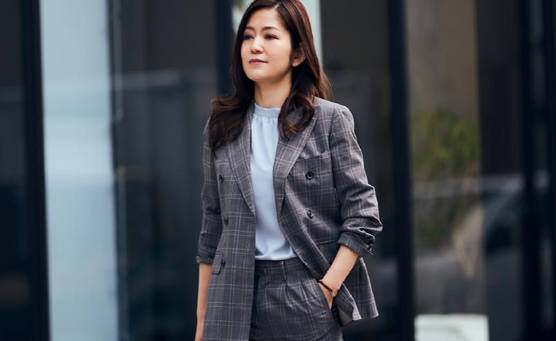 ダブル6釦 ピークドラペル