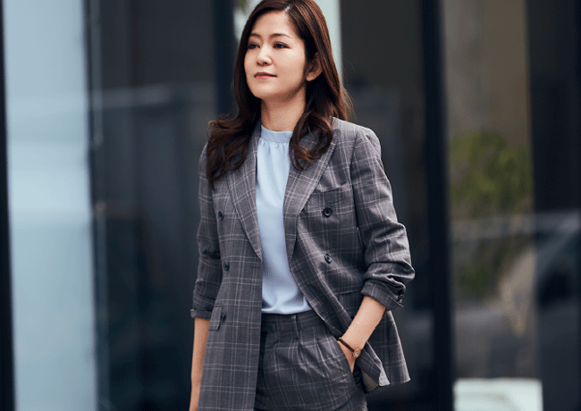 ダブル6釦 ピークドラペル