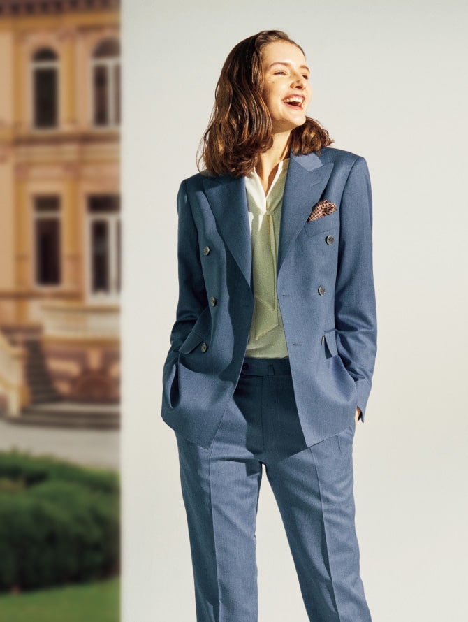COLOR OF WOMEN SUIT & JACKET