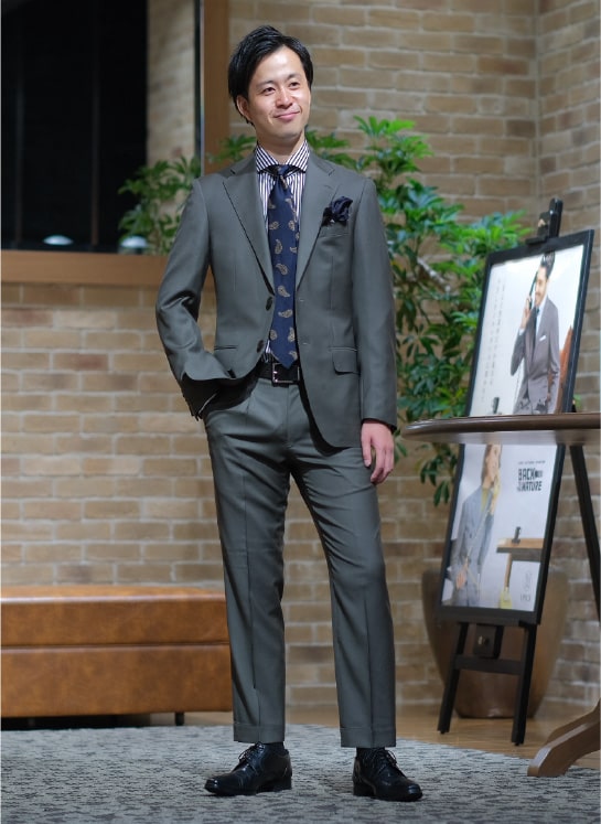 実際にスーツをお仕立てされたお客様をご紹介