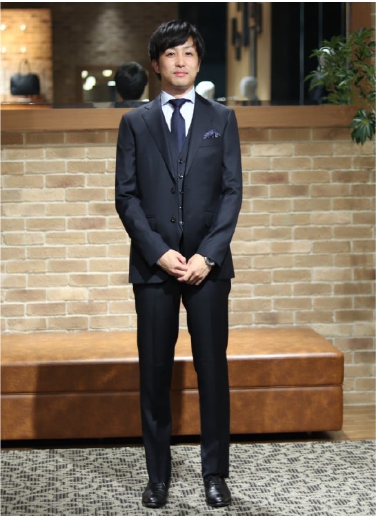 実際にスーツをお仕立てされたお客様をご紹介