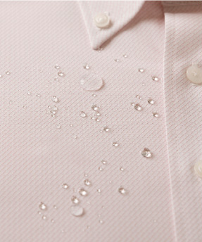 レイニーデイズのシャツ