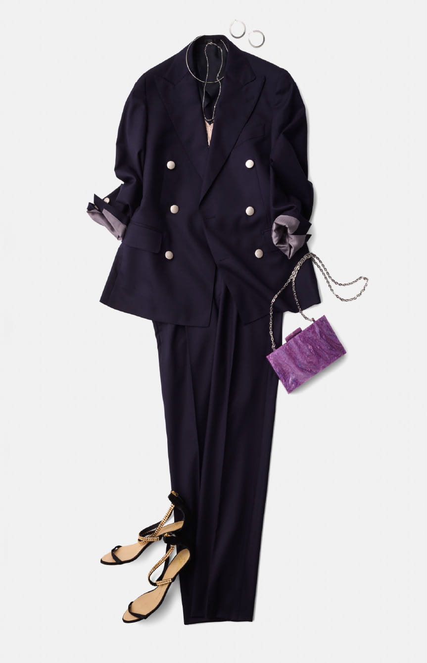 パーティにも着ていけるドレッシーコーデ