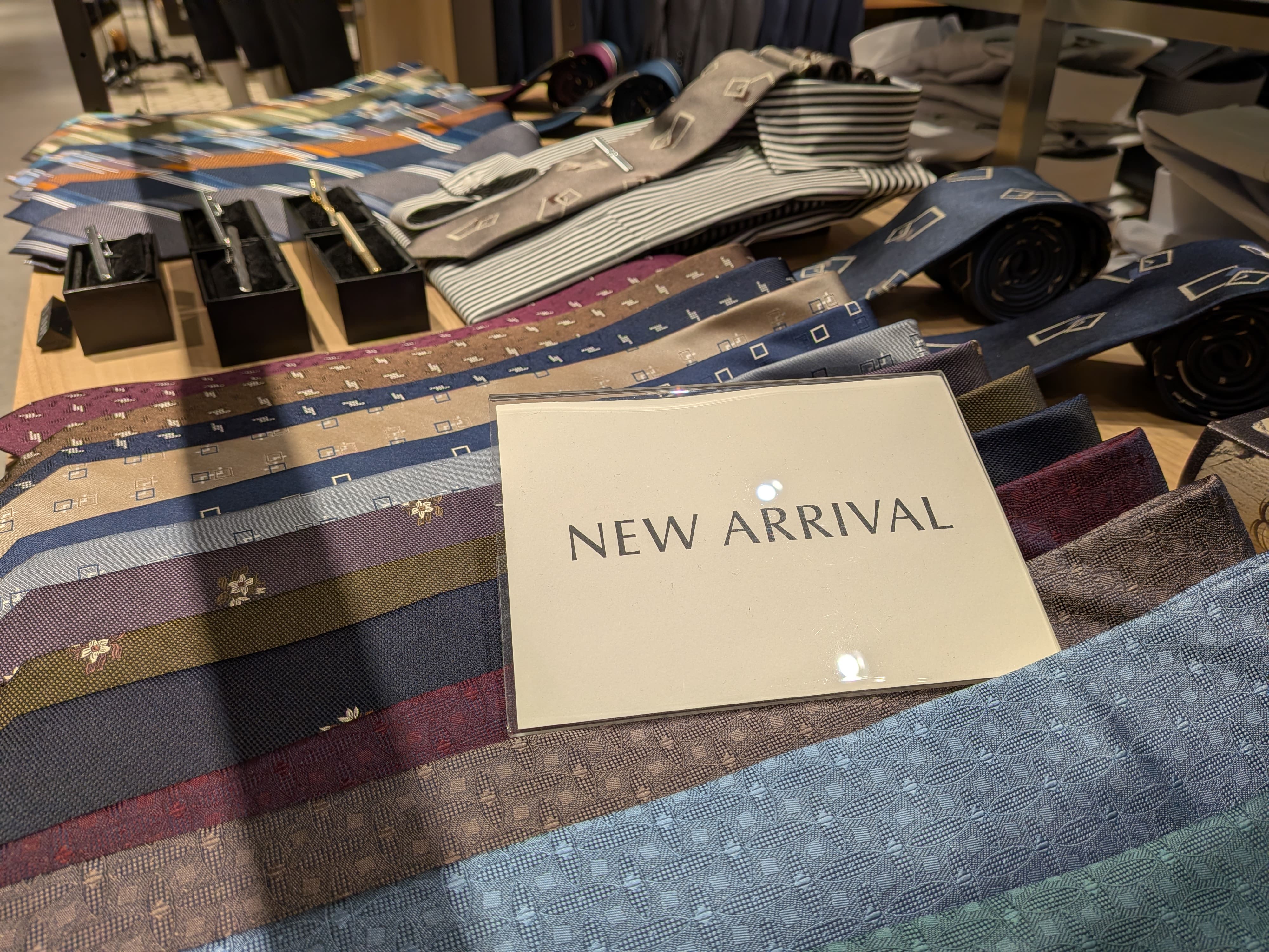 【春夏らしい涼し気な新作ネクタイ、多数入荷いたしました。】ONLY福岡天神店