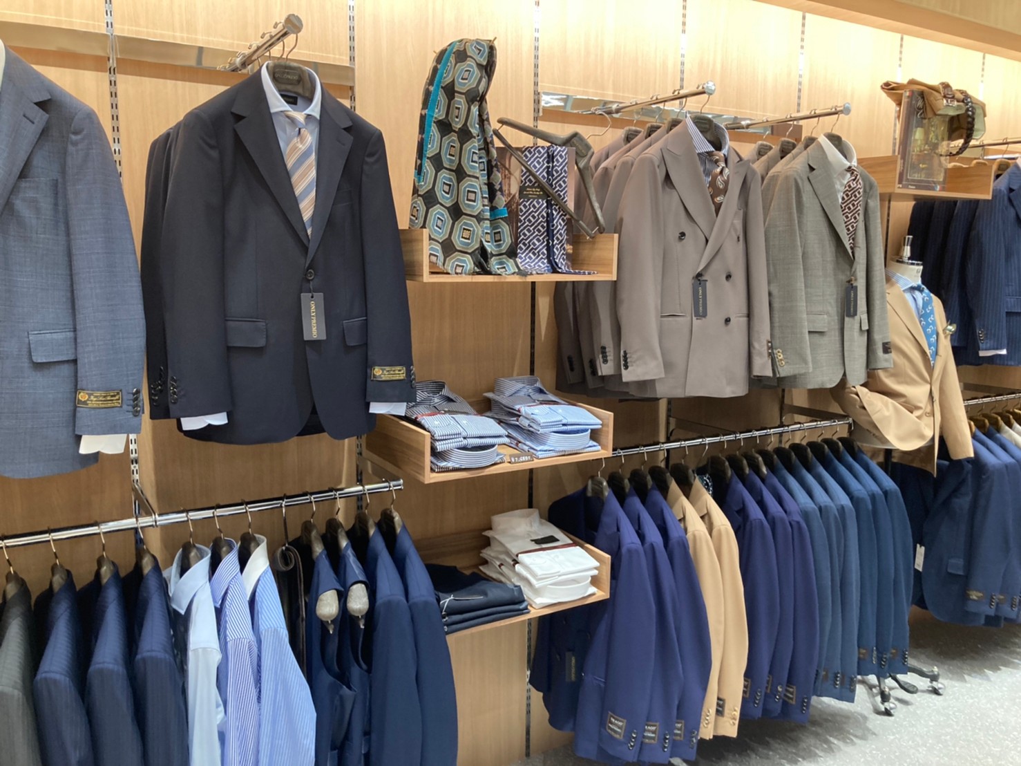 イオンモール広島府中店