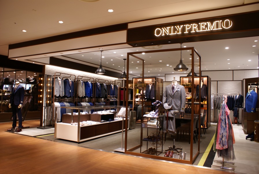 PREMIO ルクア イーレ店