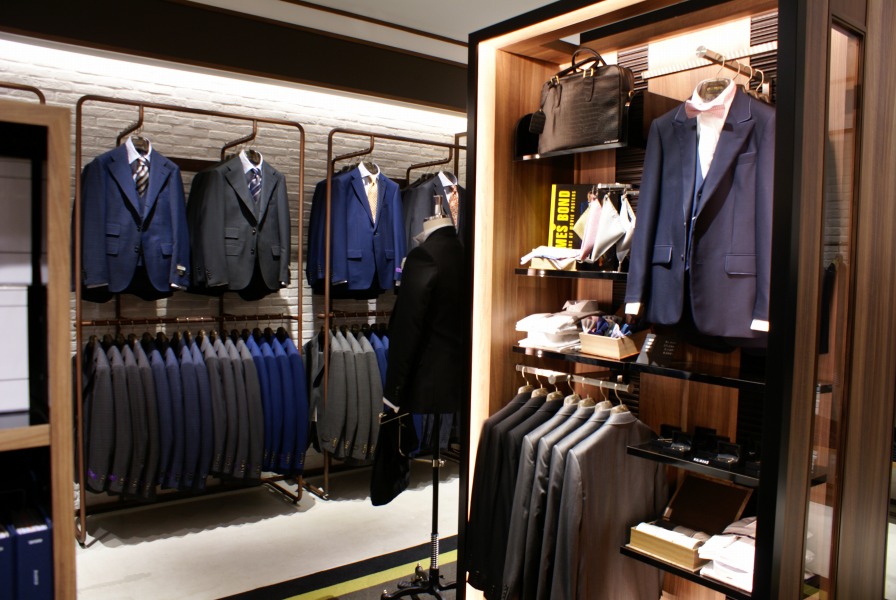 PREMIO ルクア イーレ店