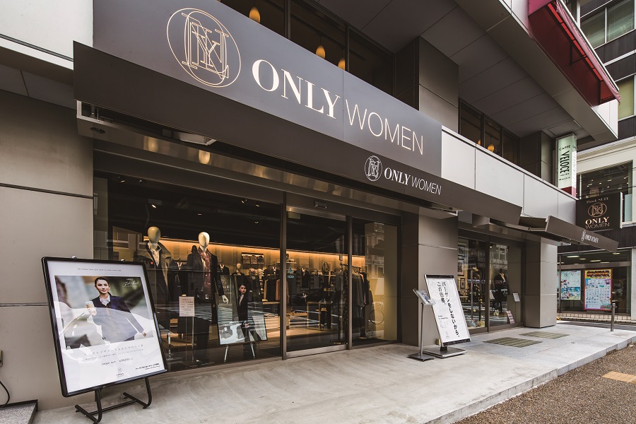 WOMEN 烏丸店