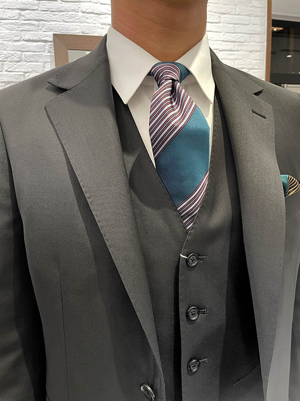 ストレッチ性抜群！見た目も着心地も素敵な一着