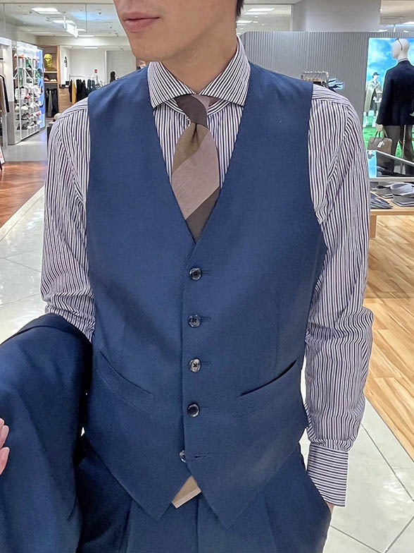 ターコイズブルーのような発色の良さ