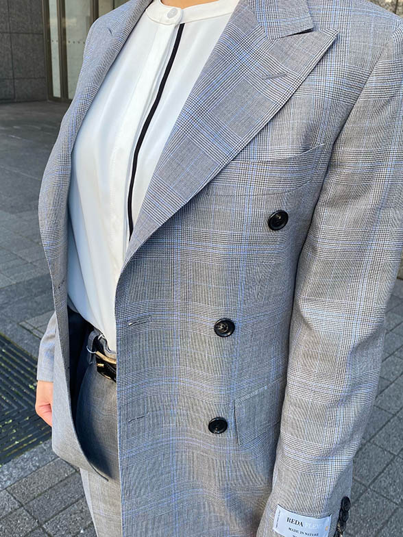 今季注目カラーでこの春一押しのスーツ