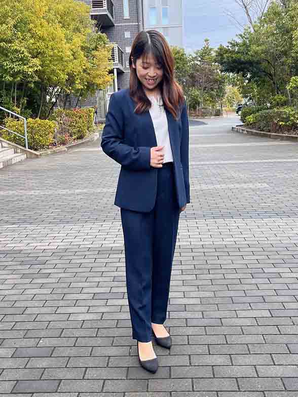 柔らかさのあるニュアンスカラー