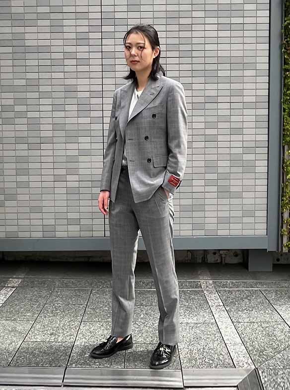 メンズ仕立ての新作ダブルブレスト