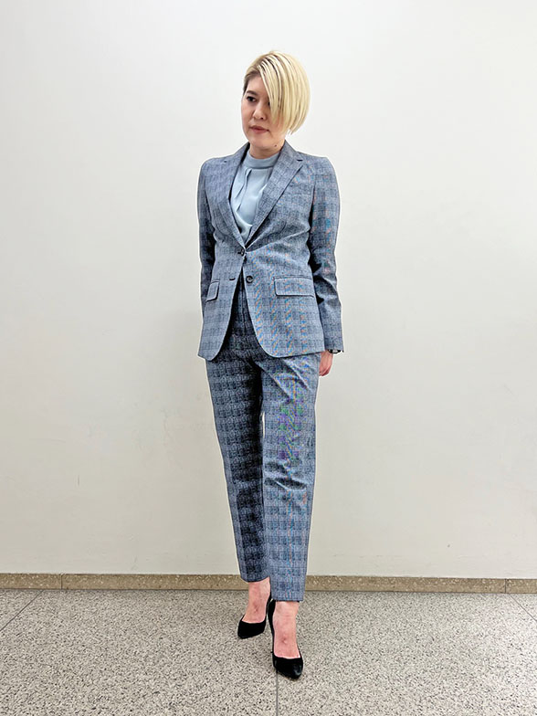 洗濯機で洗えるストレッチスーツ