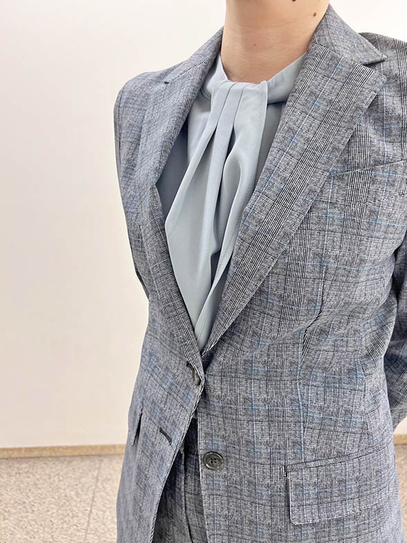 洗濯機で洗えるストレッチスーツ