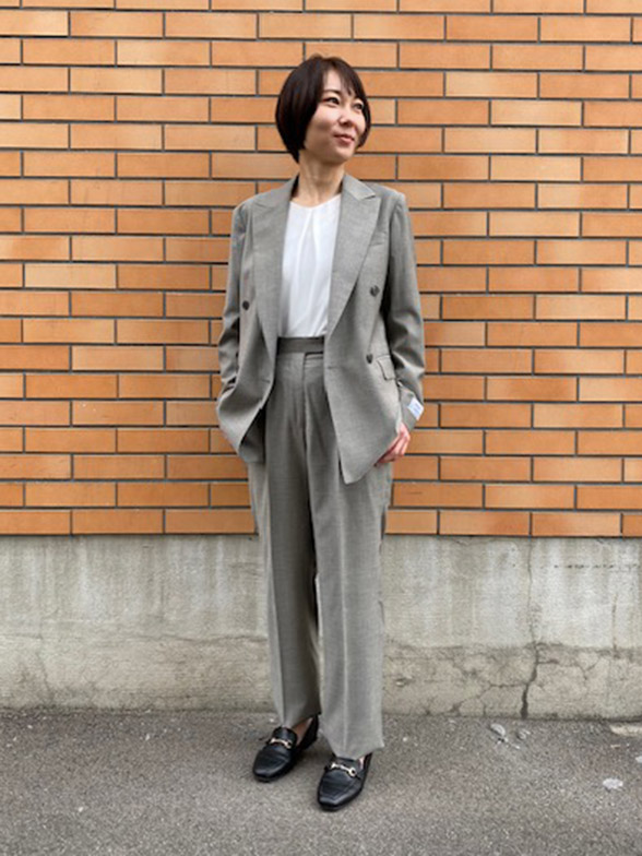 リラックス感のある着こなし