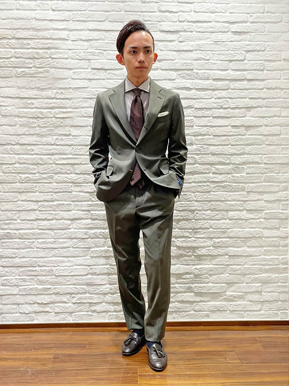 「自然」を連想させるカラーコーデ