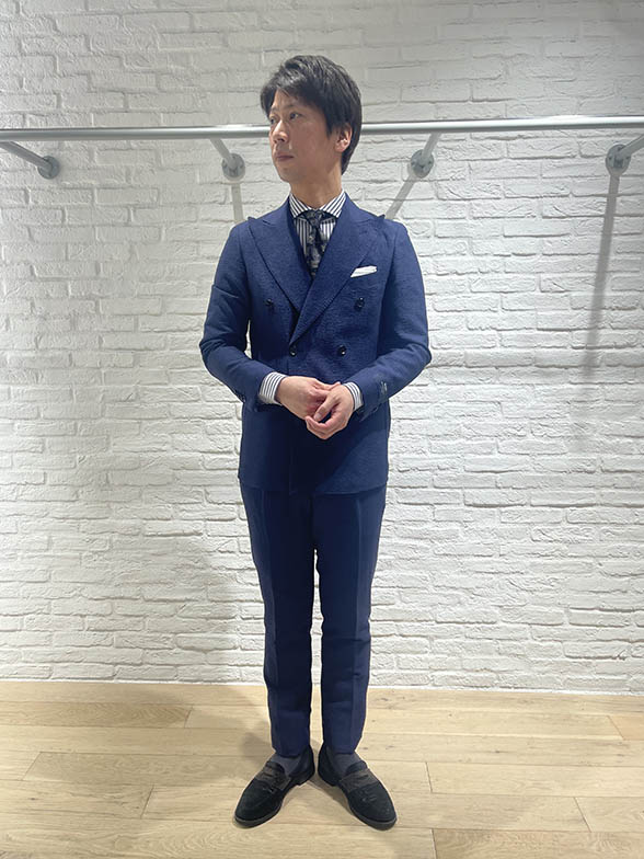 ウールリネン素材で夏らしく