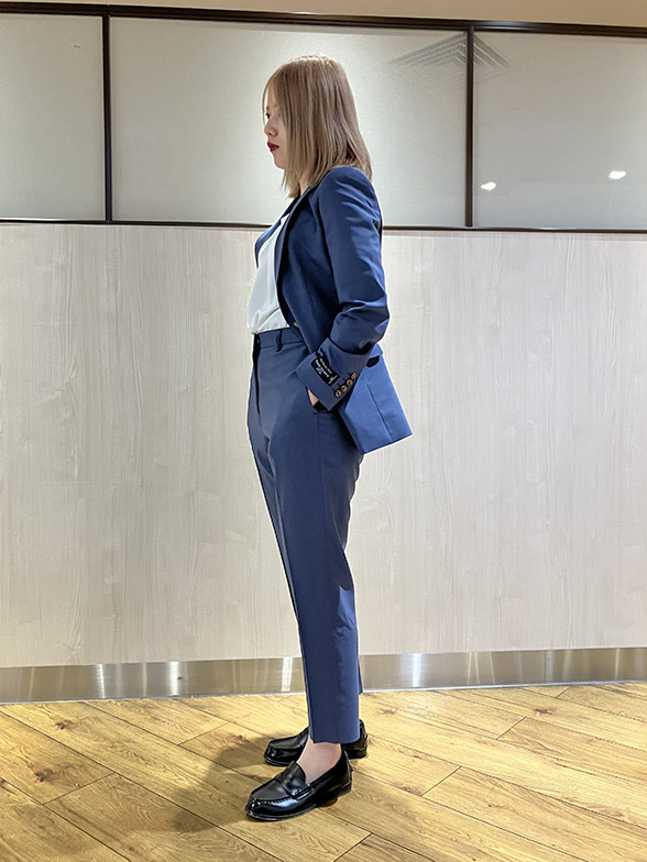 “ニュアンスカラー”で春らしく