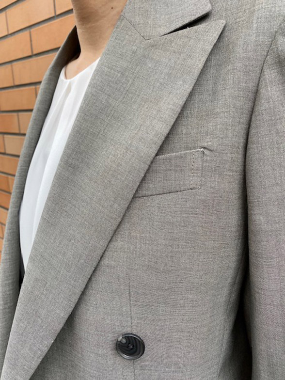 リラックス感のある着こなし