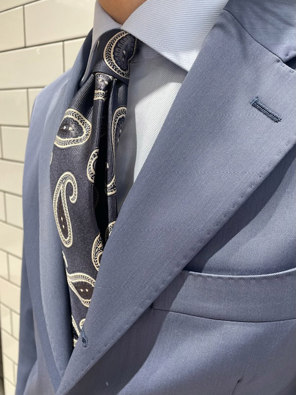 春夏にお勧めライトブルー