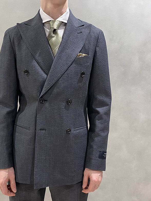 凹凸のある生地感