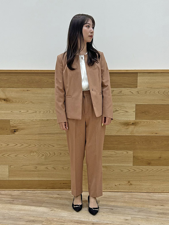 女性らしさを感じるセットアップ