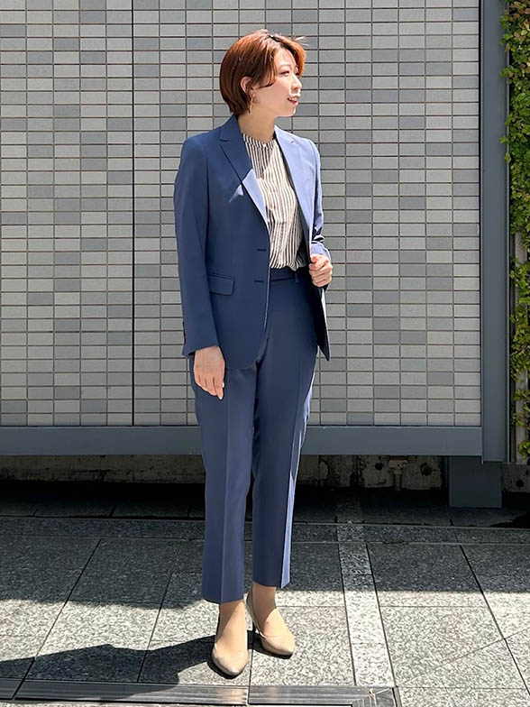 PAULO OLIVEIRA社の高発色スーツ