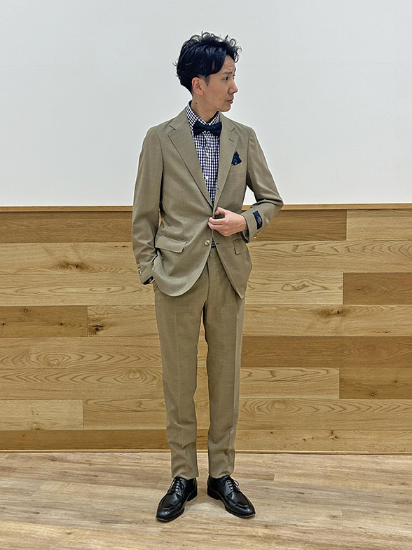 清涼感溢れるセレモニーコーデ