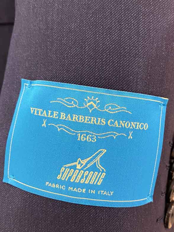 オーダーでも大好評のロイヤルスーツ