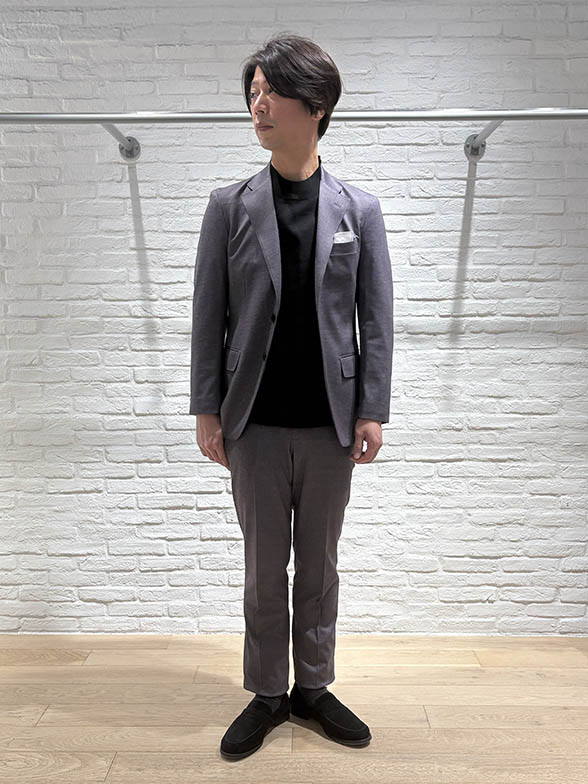 モノトーンで落ち着いた印象