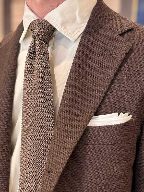 春夏におすすめ涼しげなニットタイ