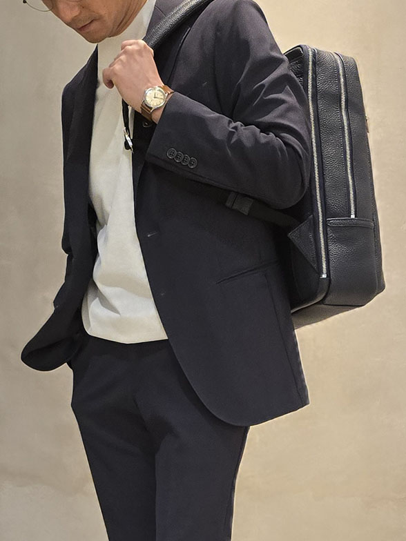 ネイビー×ホワイト