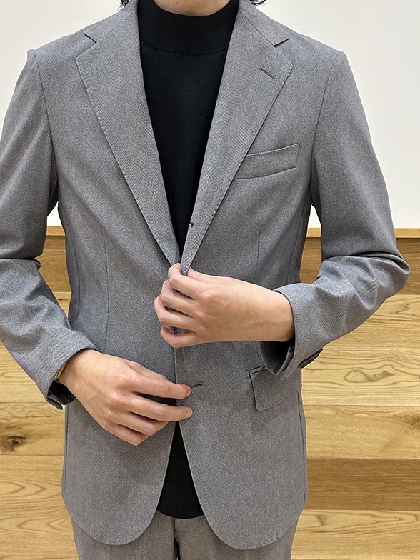 誰でも真似しやすいセットアップスタイル