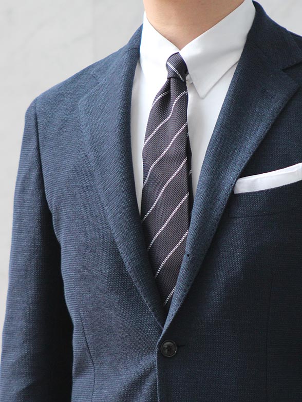 ブルージャケットの王道ジャケパンスタイル