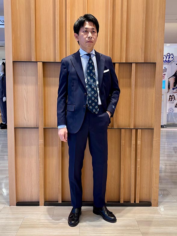 爽やかなブルーベースのコーデ