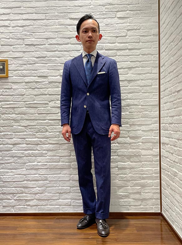 爽やかな印象ジャージーオーダースーツ