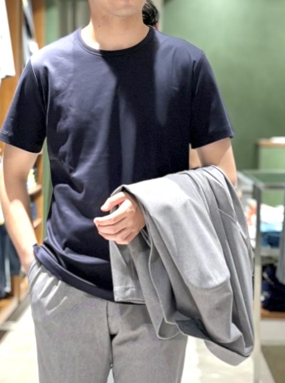 スニーカーコーデ