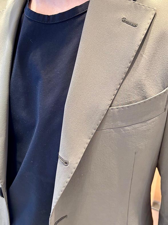 定番ブラックＴシャツ