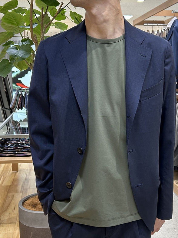 休日のTシャツセットアップコーデ