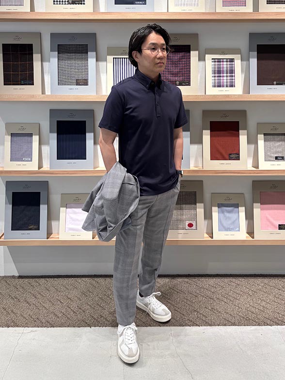 上質な肌触りと光沢が魅力