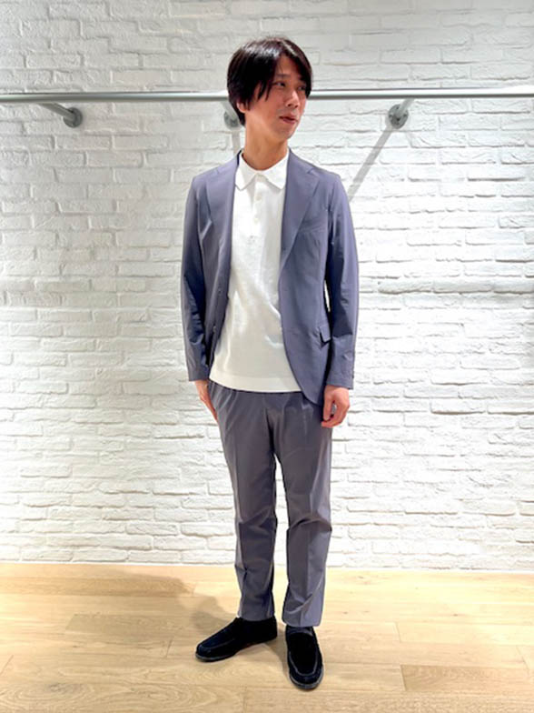 オン、オフ使えるニットポロ