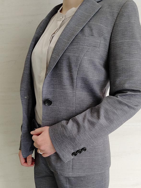 着回し自在な万能カラー