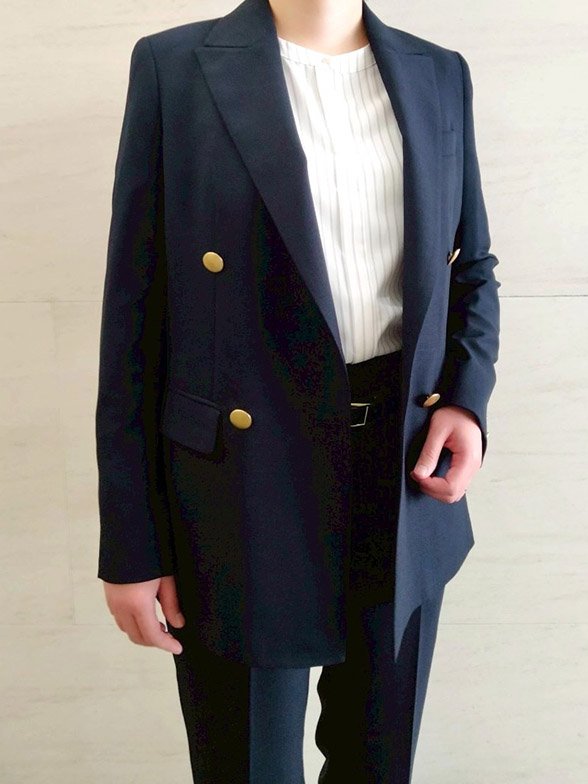 ON・OFF問わず着こなせる万能ジャケット