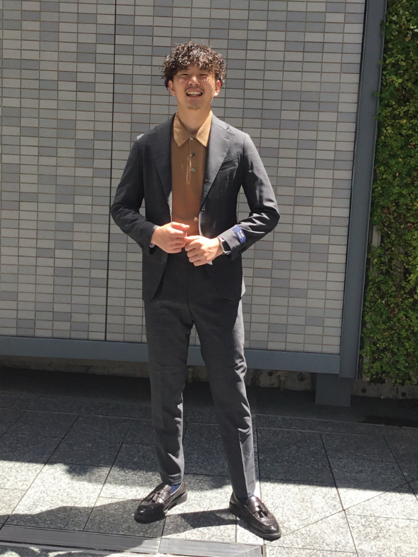 チャコールグレー×ベージュ